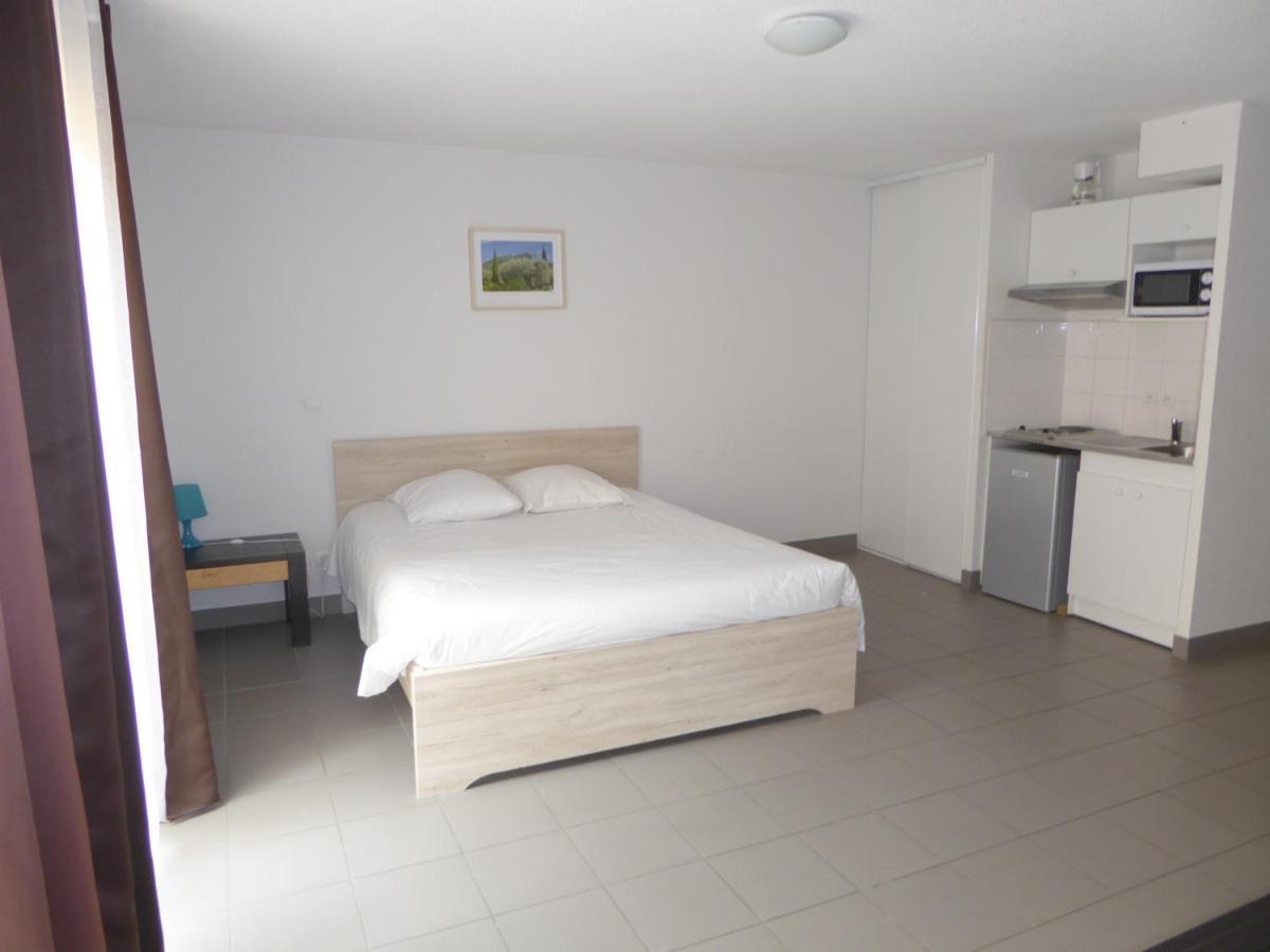 Resid'Artel Cadarache - Iter Hotell Saint-Paul-les-Durance Exteriör bild