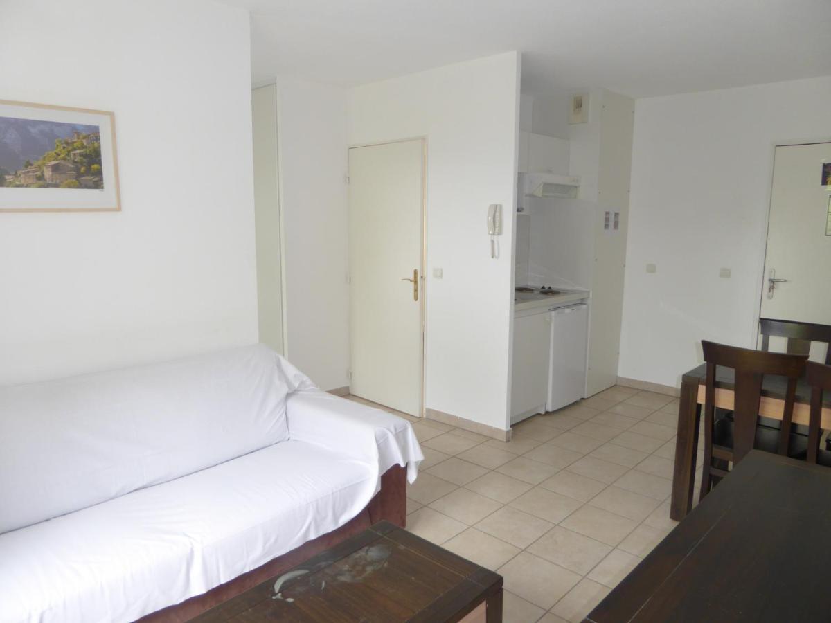 Resid'Artel Cadarache - Iter Hotell Saint-Paul-les-Durance Exteriör bild